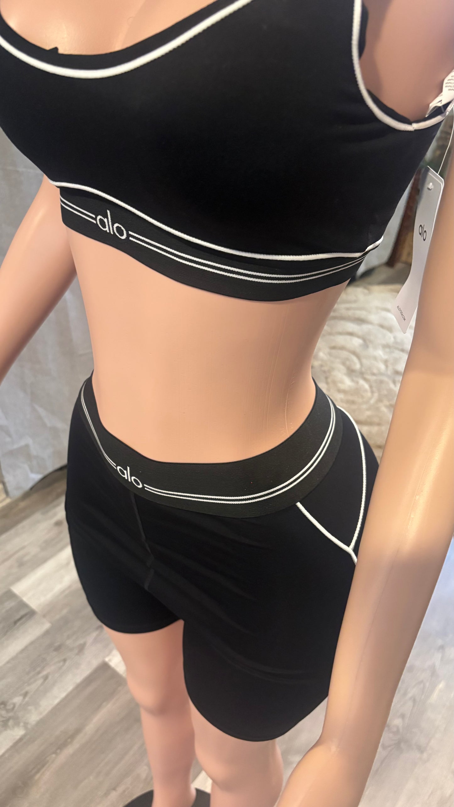 Black Alo Set Top/Shorts