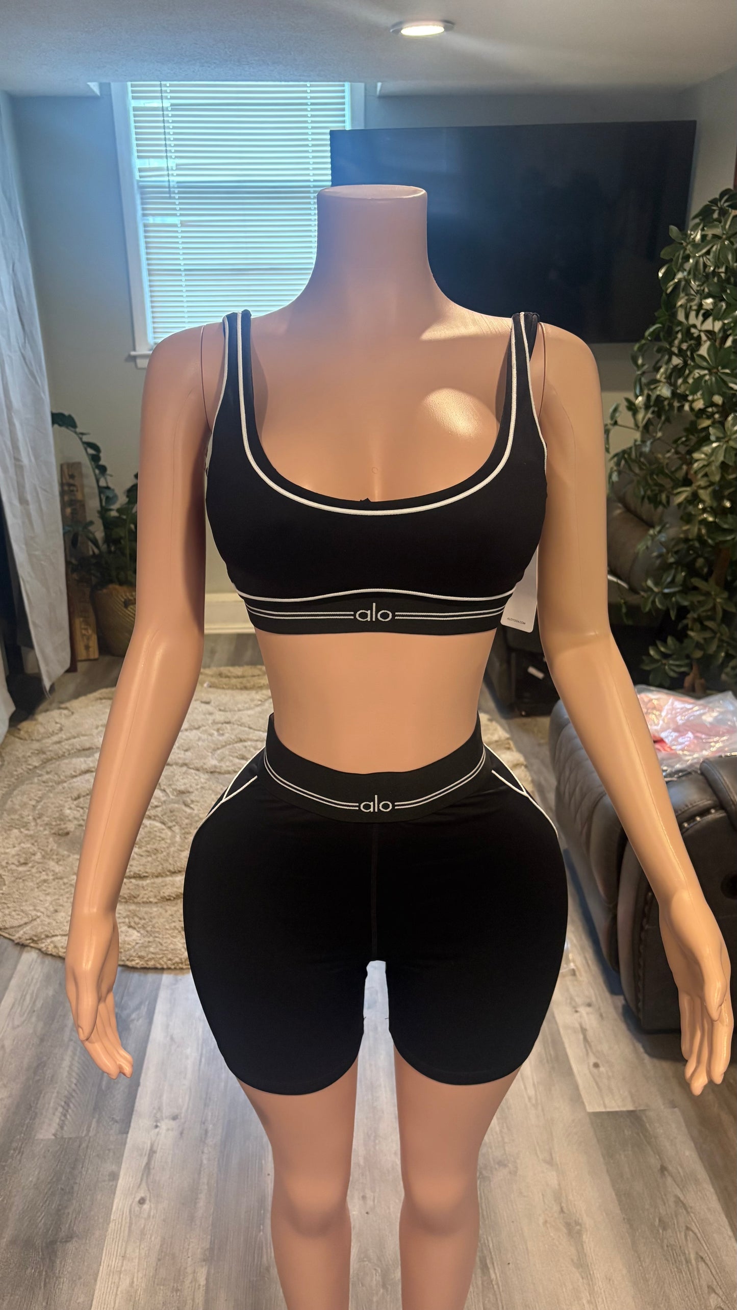 Black Alo Set Top/Shorts